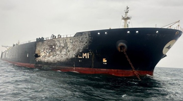 কাতার উপকূলে তেলের জাহাজে ইরানের হামলা